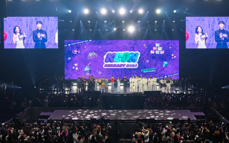 KCON took place in Germany for the first time in its history. 