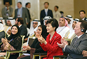 President Park asks for cooperation on halal food, public health