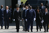 Senegalese leader pays respects at Seoul Nat’l Cemetery