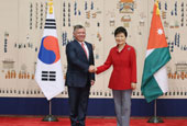 Korea, Jordan hold summit talks