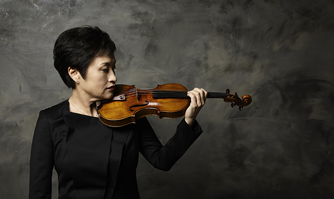 World-class violinists grace the stage this fall