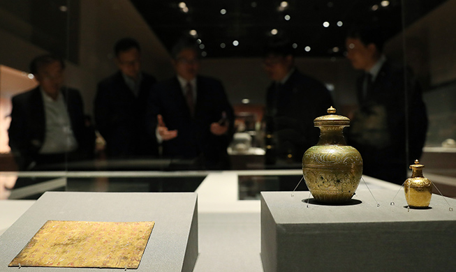 Seoul exhibit unveils Baekje treasures