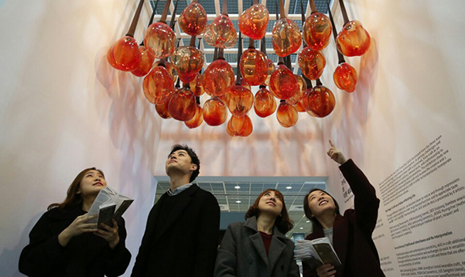 Seoul fair offers glimpse into craftsmanship 