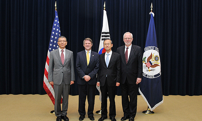 Seoul, Washington hold high-level talks, reaffirm alliance pledge