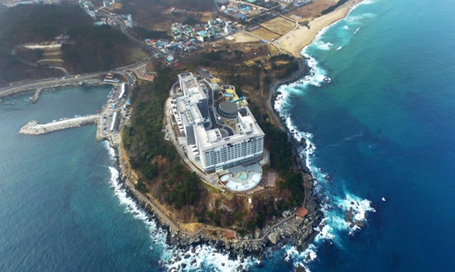 East Sea beach opened for first time in 65 years