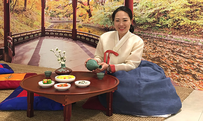 Korean drinking through traditional liquors