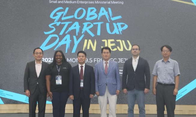 APEC's 'Global Startup Day in Jeju' hawks entrepreneurial exchange