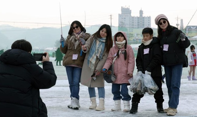Hwacheon Sancheoneo (Mountain Trout) Ice Festival