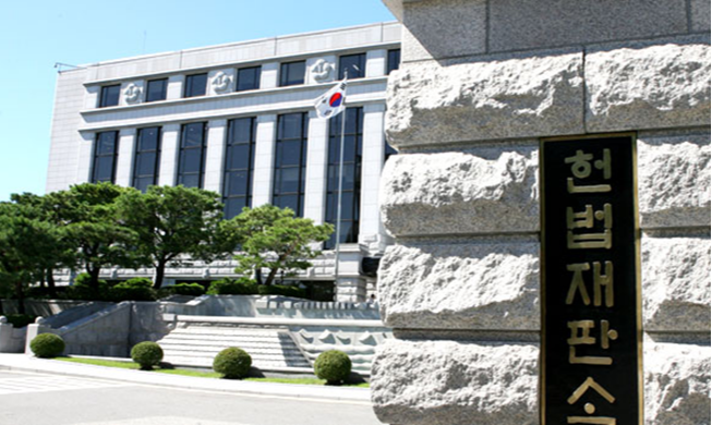 Court: babies born in Korea to foreign parents must be registered
