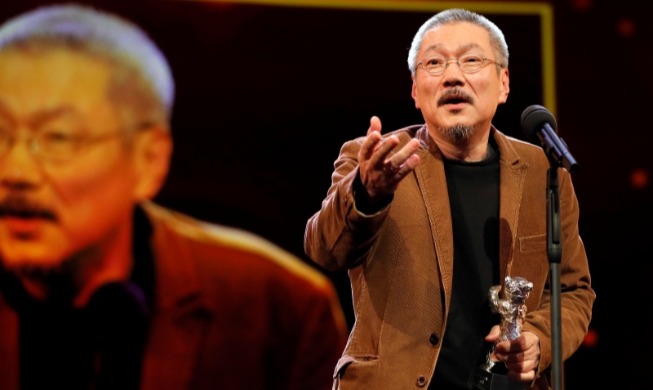 Hong Sang-soo wins best director at Berlin Film Festival