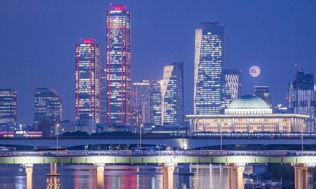 [2025 review ④] Reliable, competitive economy amid low growth