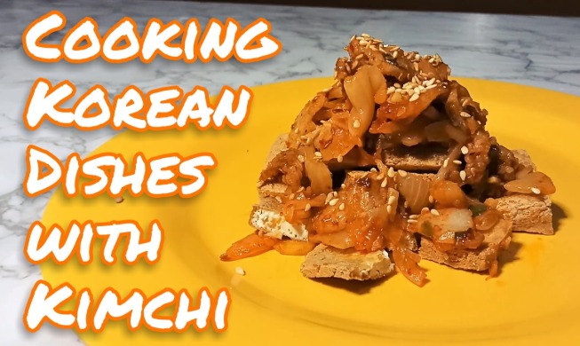 How kimchi complements 2 delicious Korean dishes