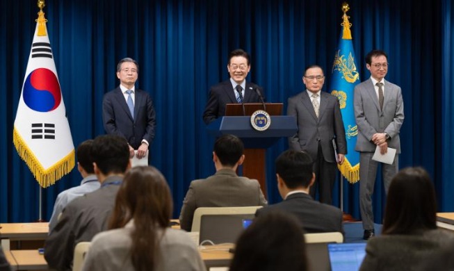President Lee releases fact sheet with US on trade, security