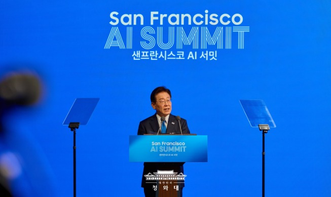 President Lee to make Korea 'irreplaceable' in AI supply chains
