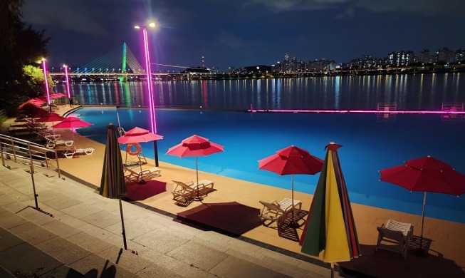 Hangang River Festival-Summer offers cheap vacay in Seoul