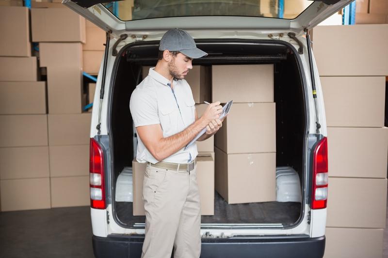 The Ministry of Employment and Labor on May 15 announced an expansion of the Employment Permit System for foreign workers with the E-9 (non-professional employee) visa to include jobs in parcel delivery, restaurants, hotels and condominiums. (iClickArt) *Unauthorized reproduction and redistribution of this photo is prohibited under copyright law.) )
